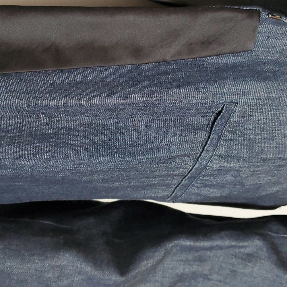 Armani Jeans blazer - Picture 3 of 6
